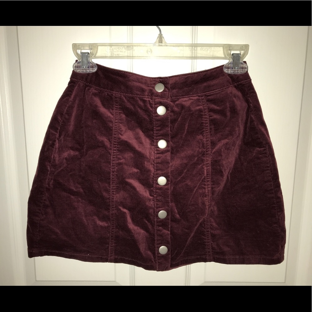 Brandy Melville Burgundy Skirt 💫
